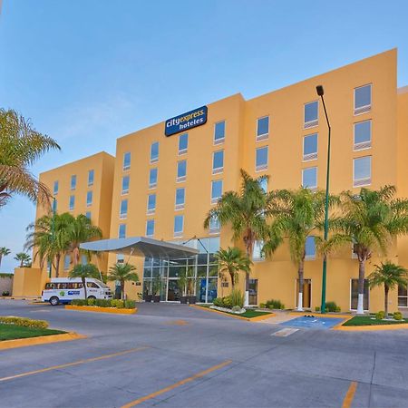City Express By Marriott Irapuato Εξωτερικό φωτογραφία