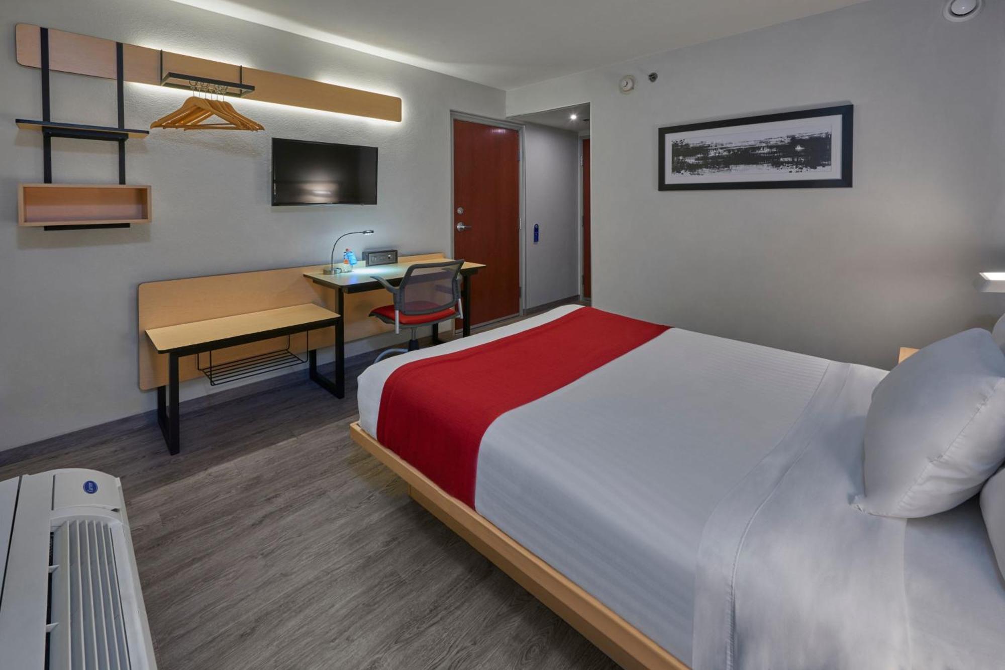 City Express By Marriott Irapuato Εξωτερικό φωτογραφία
