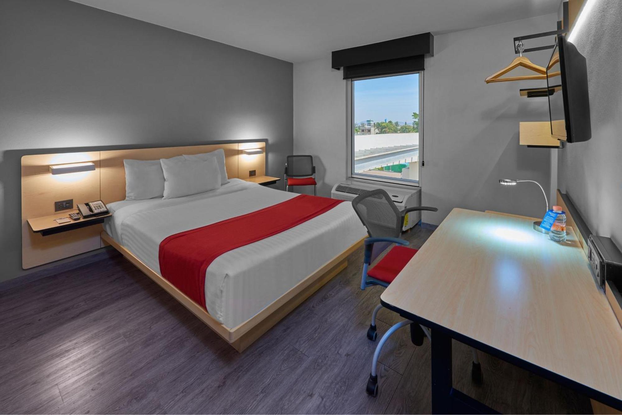 City Express By Marriott Irapuato Εξωτερικό φωτογραφία