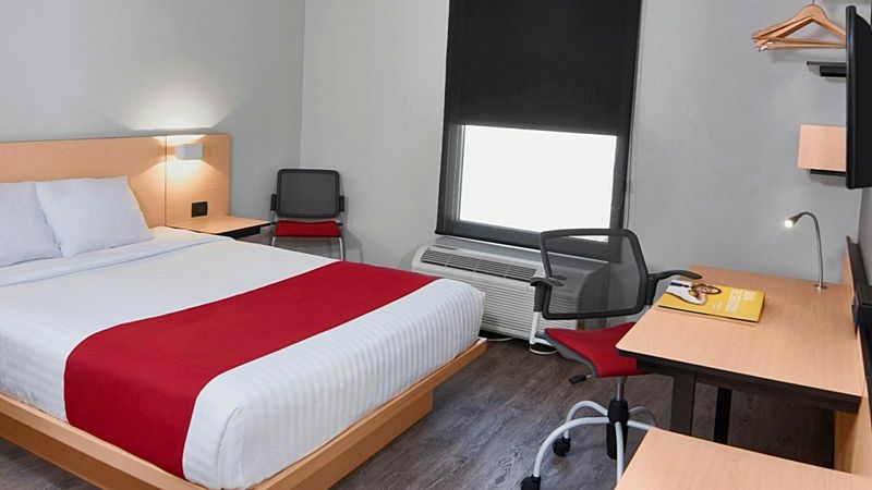 City Express By Marriott Irapuato Εξωτερικό φωτογραφία