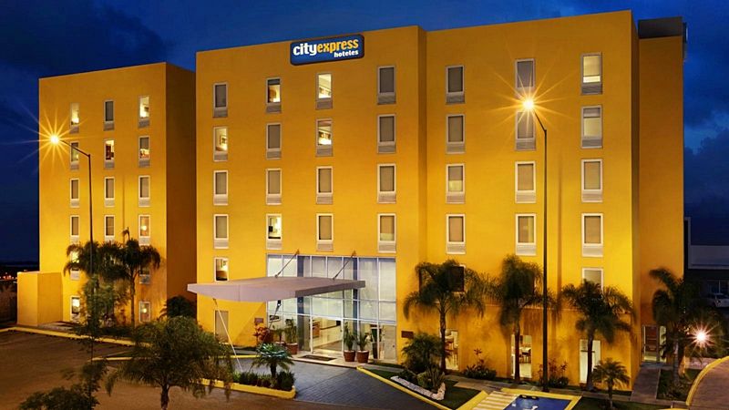 City Express By Marriott Irapuato Εξωτερικό φωτογραφία